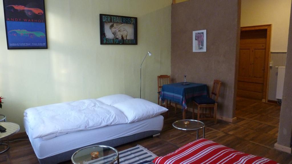 Alte Schule Apartment Tambach-Dietharz Room photo