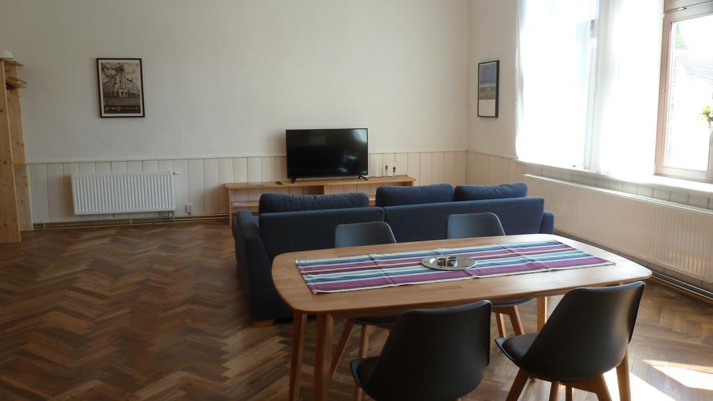 Alte Schule Apartment Tambach-Dietharz Exterior photo